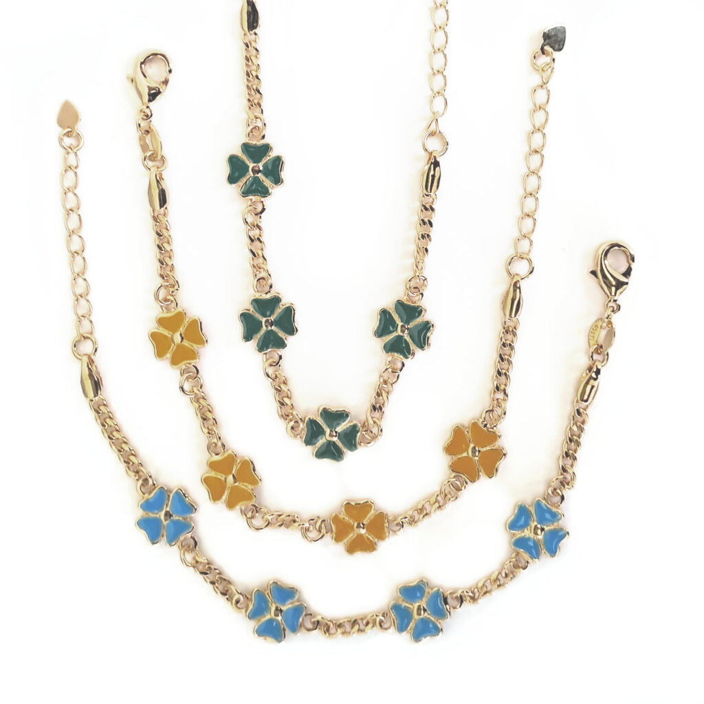 Lucky Glow - Bracelet with Clover Flower